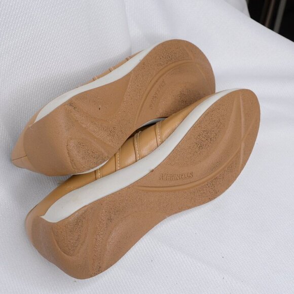Stonefly Tan Leather Sneakers Sz 8 - Picture 8 of 8